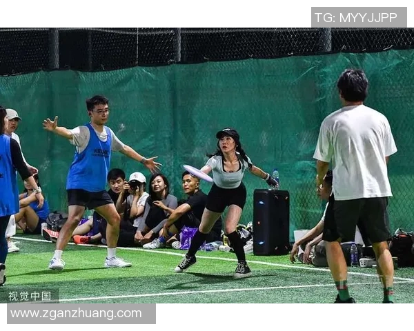 广州飞盘队与上海飞盘队赛后复盘分析意识碰撞与战术对抗