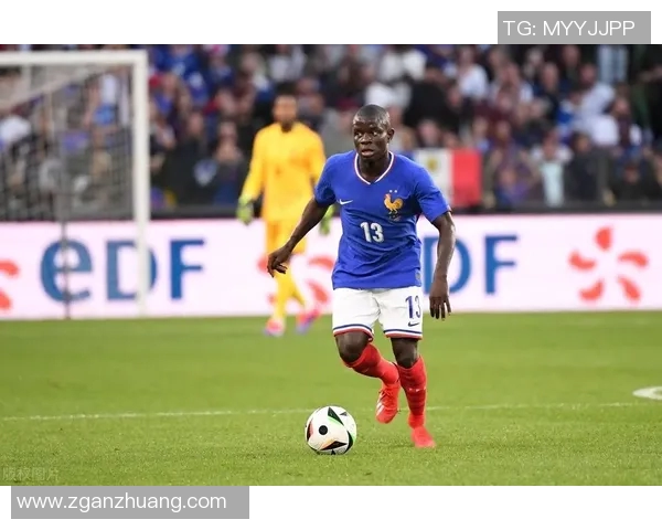 全球足球明星年薪揭秘：谁是足坛收入最高的球员